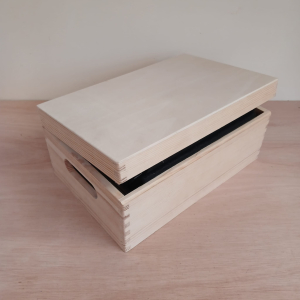 Houten kist (klein) Houten kist (klein)
