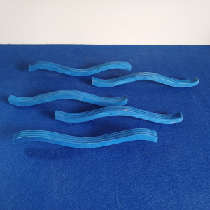 5 houten blauwe golven